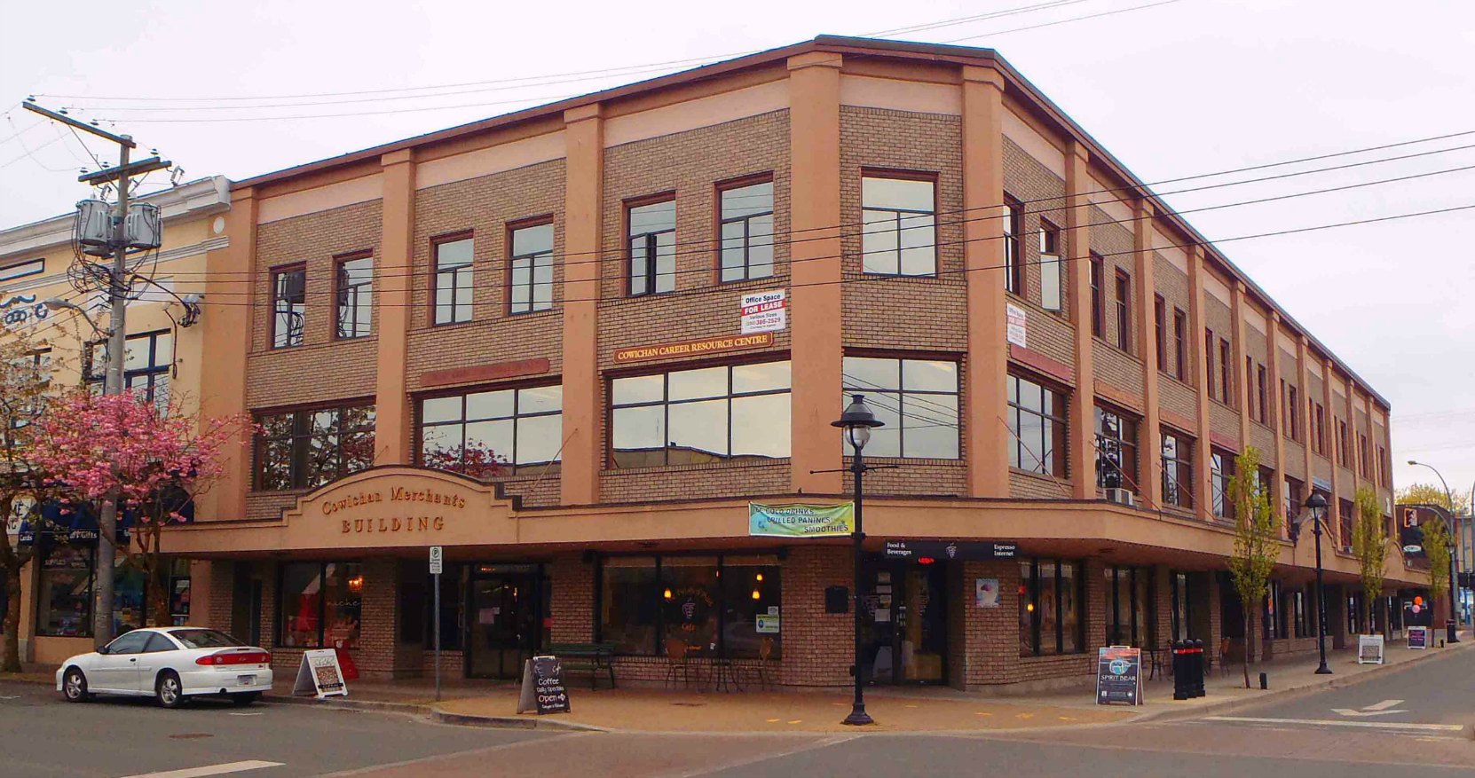 Cowichan Merchants Building, viewed from Station Street and Craig Street