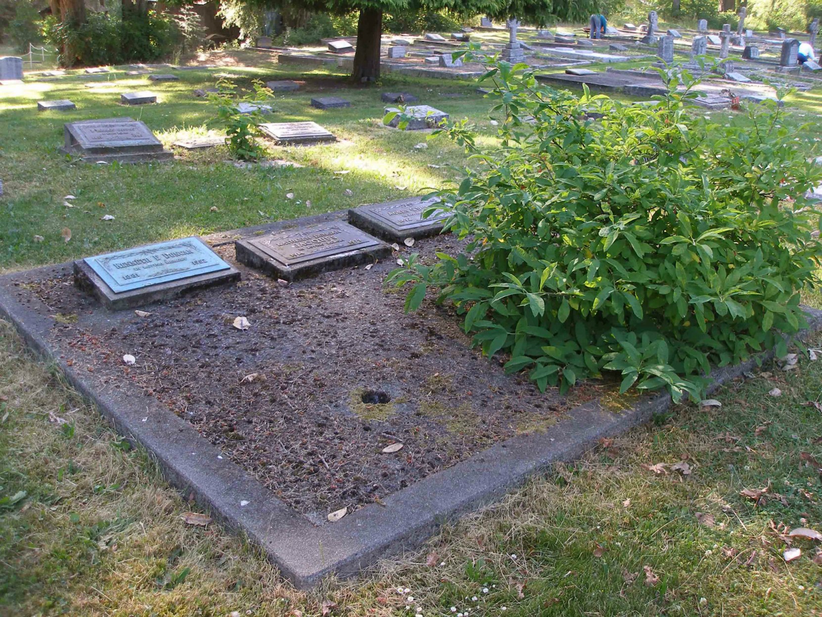 Kenneth Forrest Duncan grave, St. Peter's Quamichan cemetery, North Cowichan, B.C.