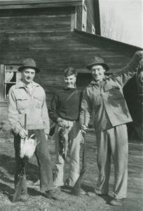 Edward Bergman (center), Leslie Smith (left) and Murray Creighton (right), circa 1930's. Edward Bergman became a member of Temple Lodge No. 33 and Tzouhalem Chapter 26 (photo: http://smithfamhis.blogspot.com )